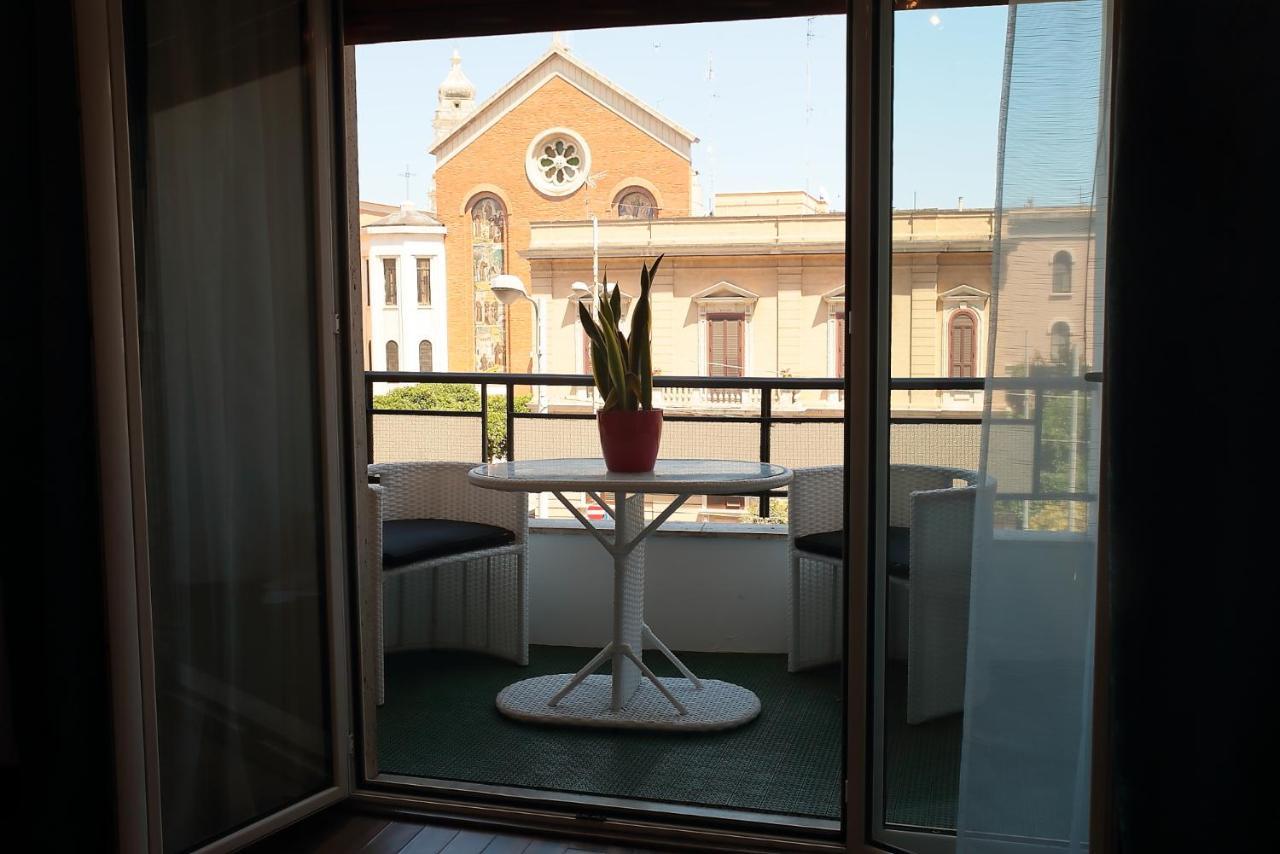Savoia & Cavour _ Premium Signature _ Hotel Bari Exterior photo