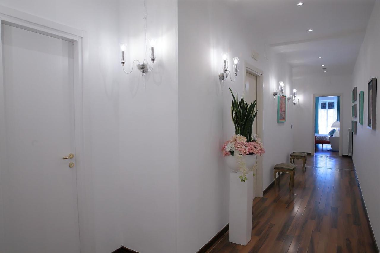 Savoia & Cavour _ Premium Signature _ Hotel Bari Exterior photo